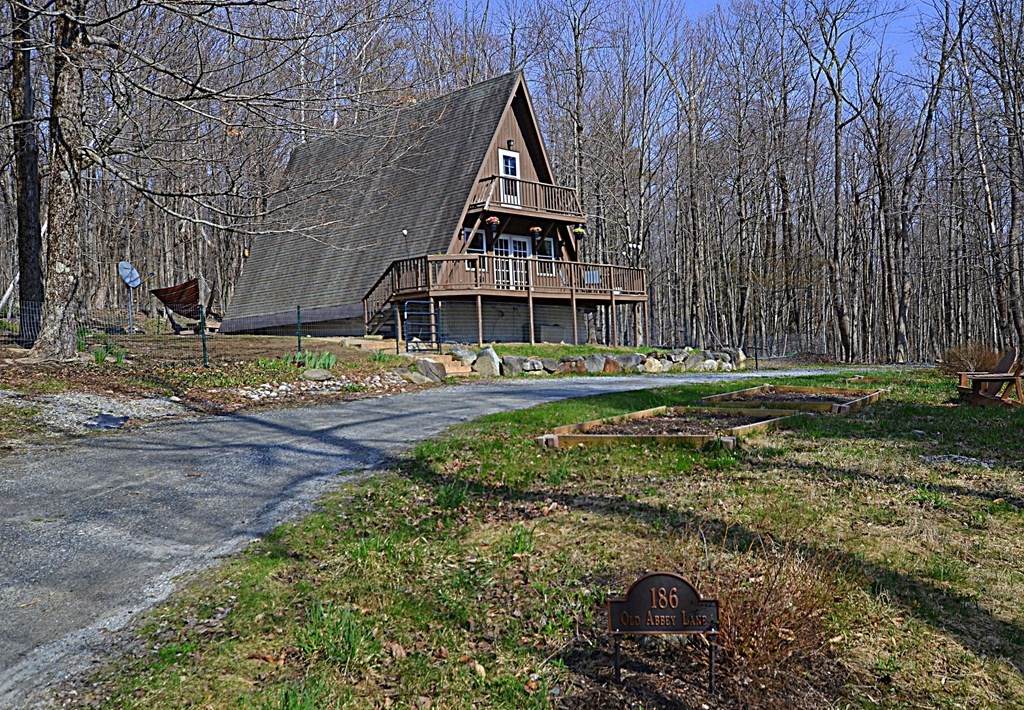186 Old Abbey Ln W - Photo 1