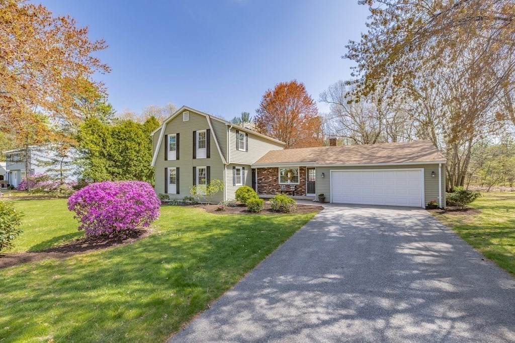 57 Oak Hollow Dr - Photo 1