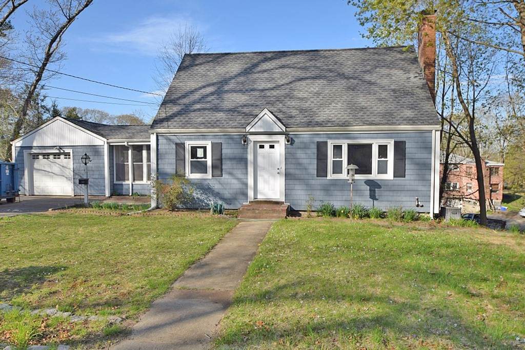 47 Cedar Cir - Photo 1