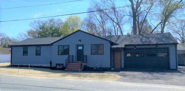 2 Montgomery Dr - Photo 1