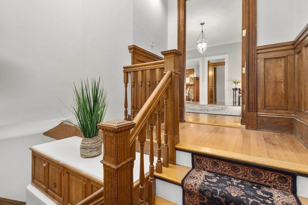 16 Claflin Rd - Photo 1