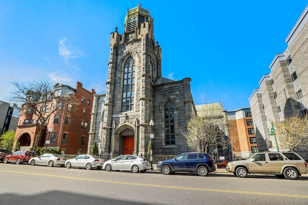 45 W Broadway - Photo 1