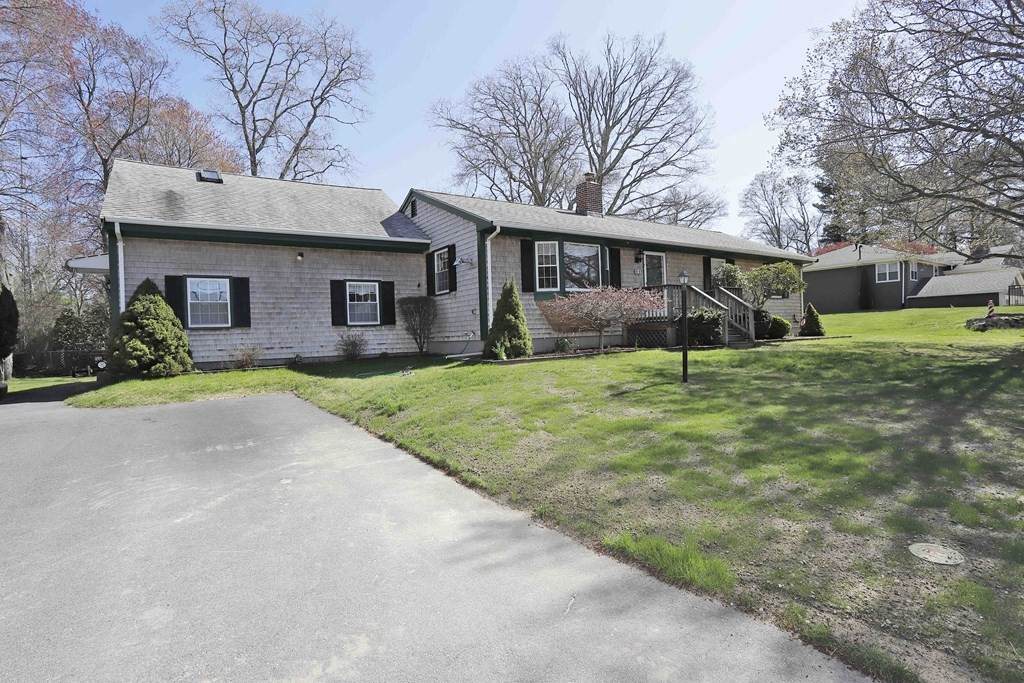 34 Eleanor St - Photo 1
