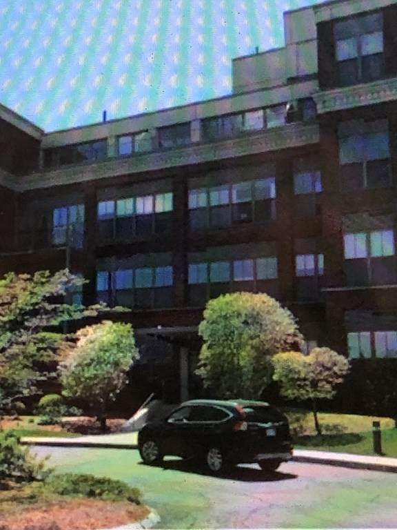 156 Porter St - Photo 1