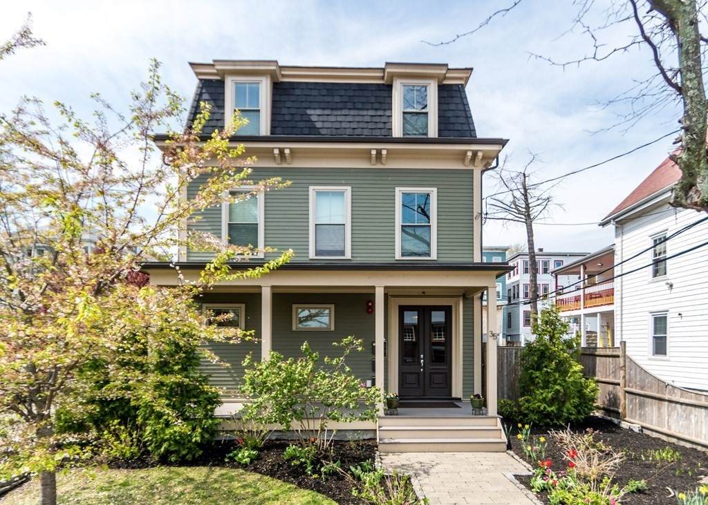 35 Wyman Street - Photo 1