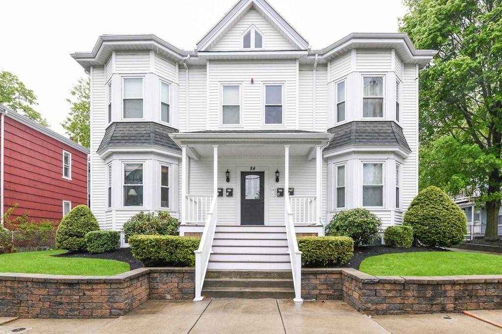 84 Alder St - Photo 1