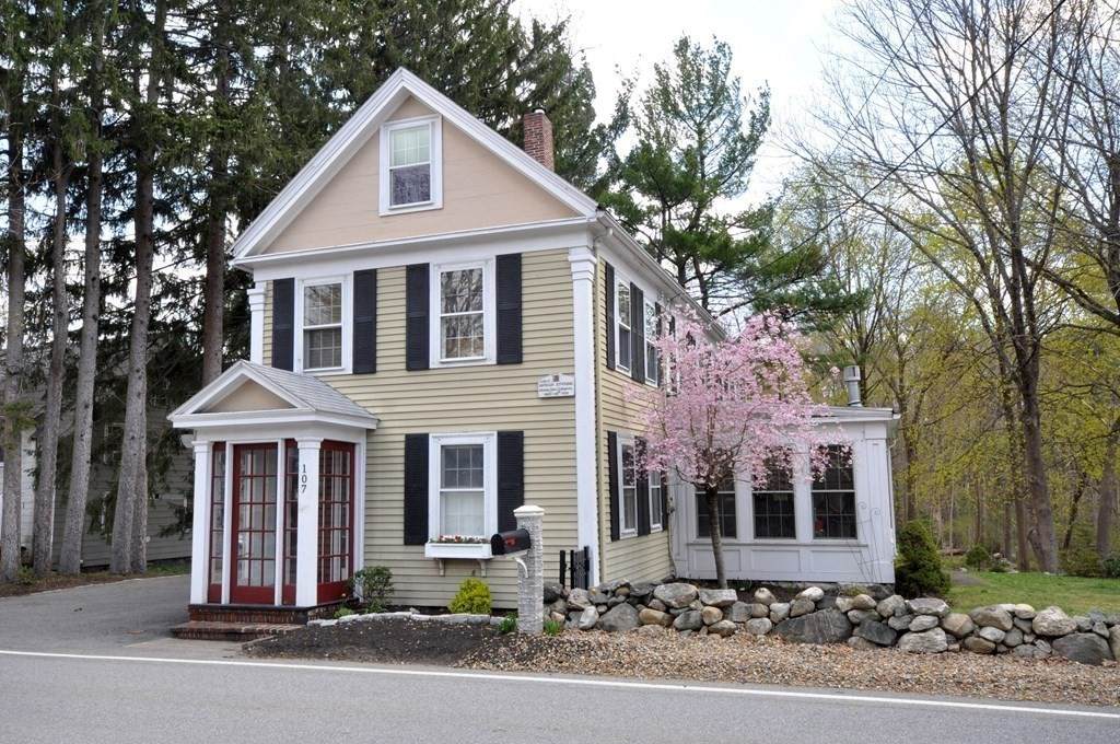 107 Springs Road - Photo 1