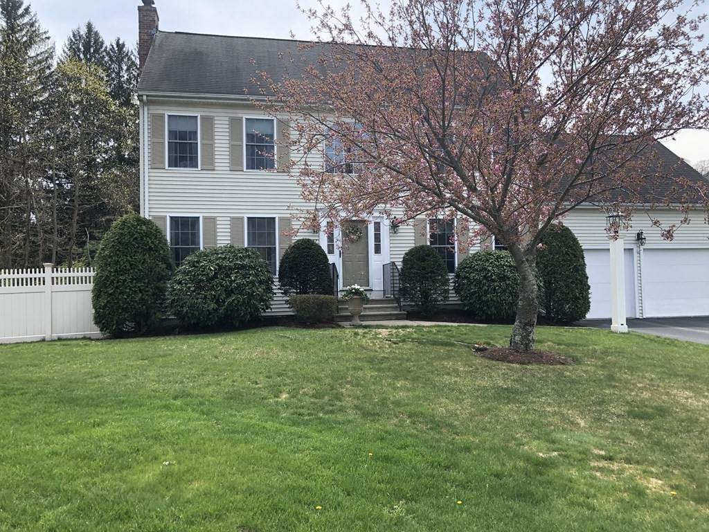 17 Bernardo Dr - Photo 1