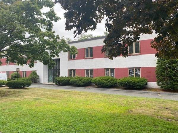 7 Railroad Ave - Photo 1
