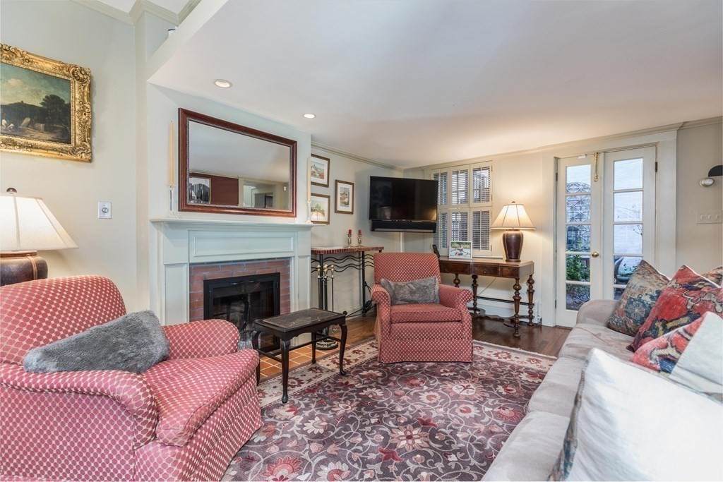 21 Walnut Street - Photo 1