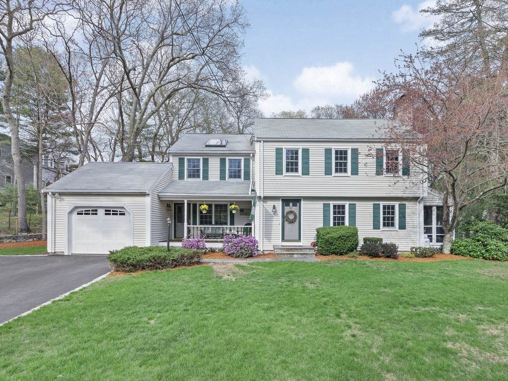 43 Lanark Dr - Photo 1