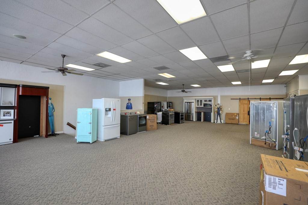 325-327 Walnut St. Ext. - Photo 1