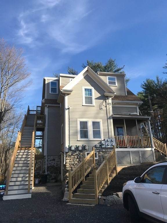 551 Essex - Photo 1