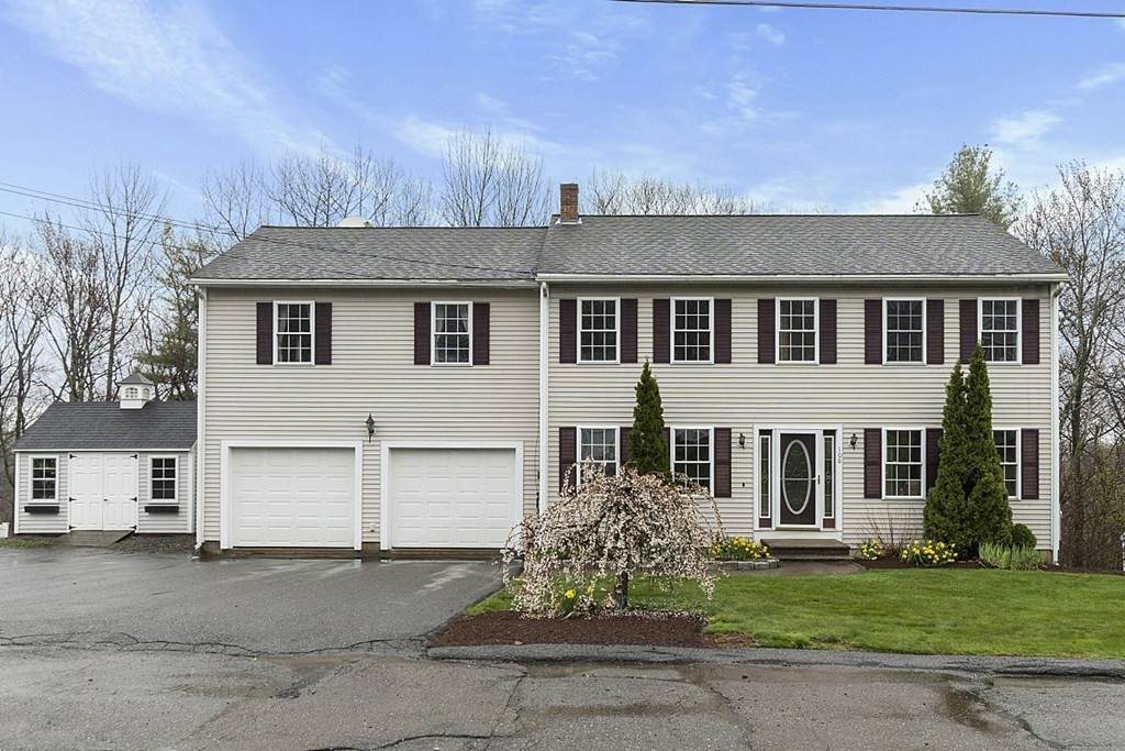 100 Crestwood Dr - Photo 1