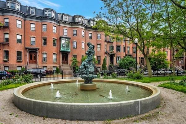 5 Worcester Sq - Photo 1