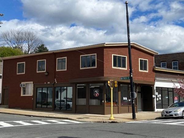 101 Main St - Photo 1