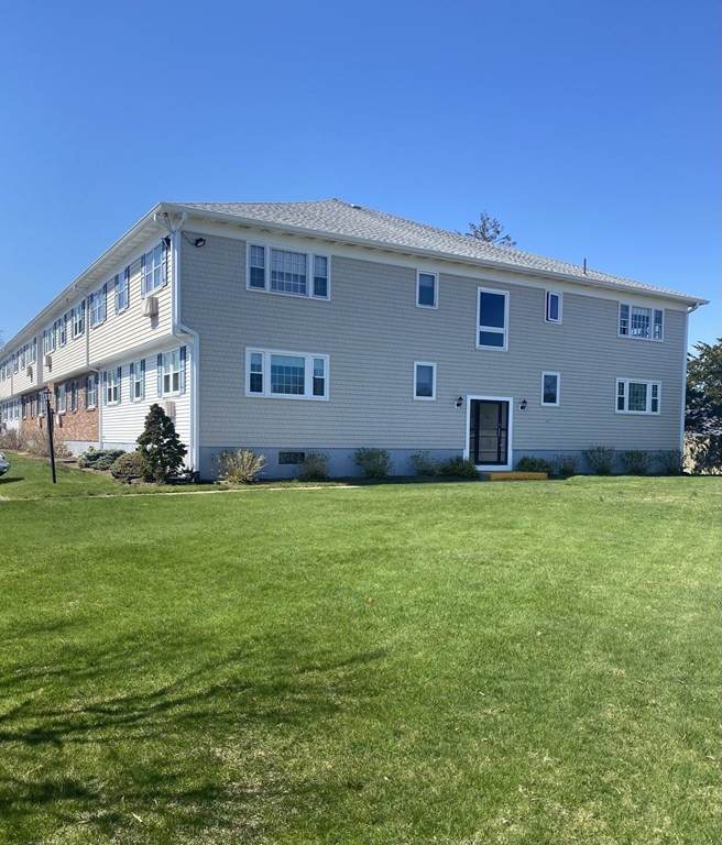 10 South St - Photo 1