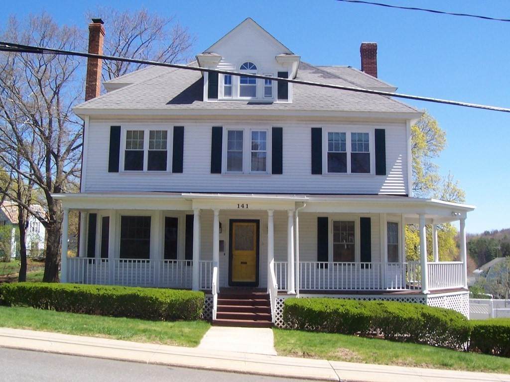 141 Park St - Photo 1