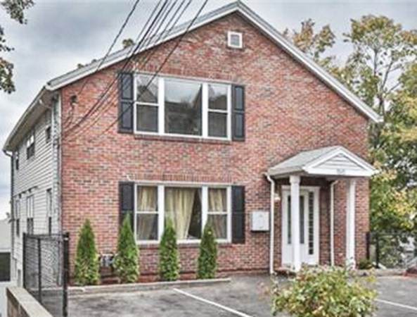 150 Franklin Ave - Photo 1