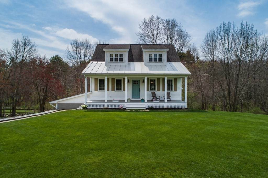 320 Belchertown Road - Photo 1