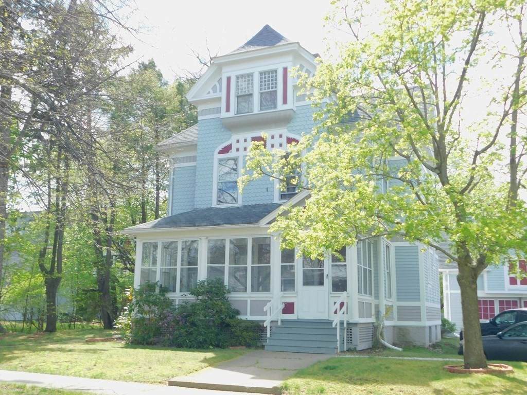 77 Nonotuck Street - Photo 1