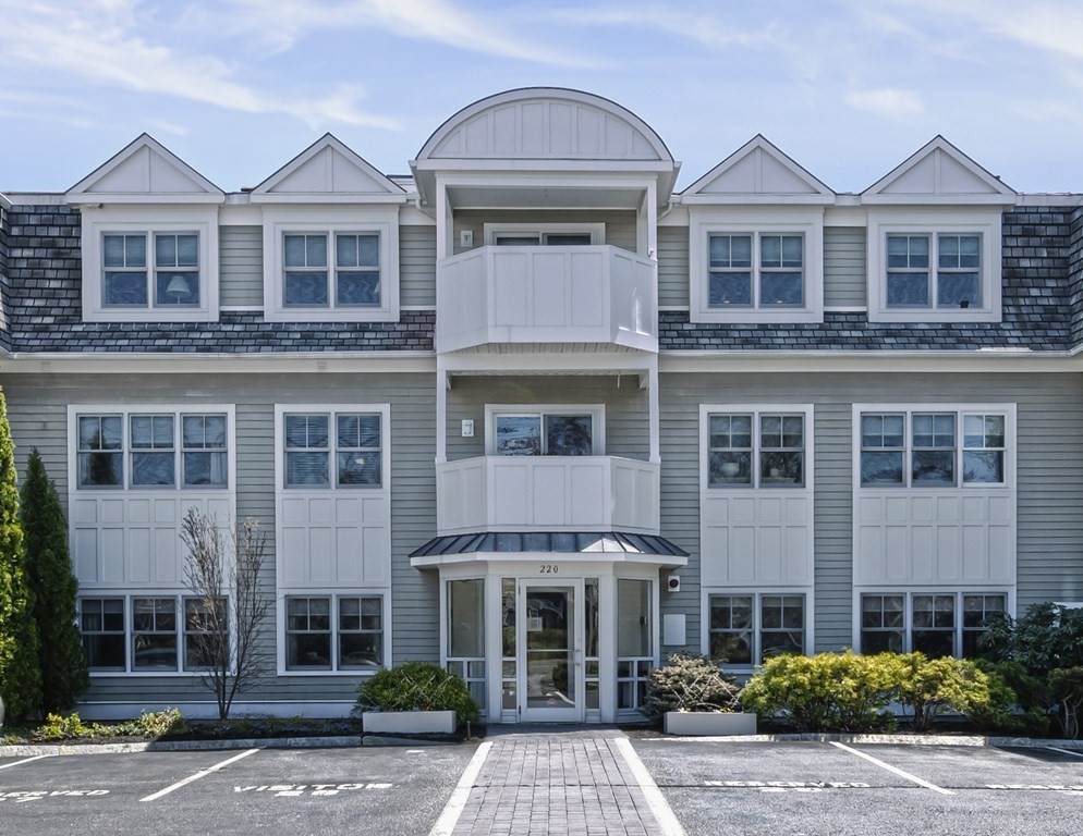 220 Humphrey Street - Photo 1