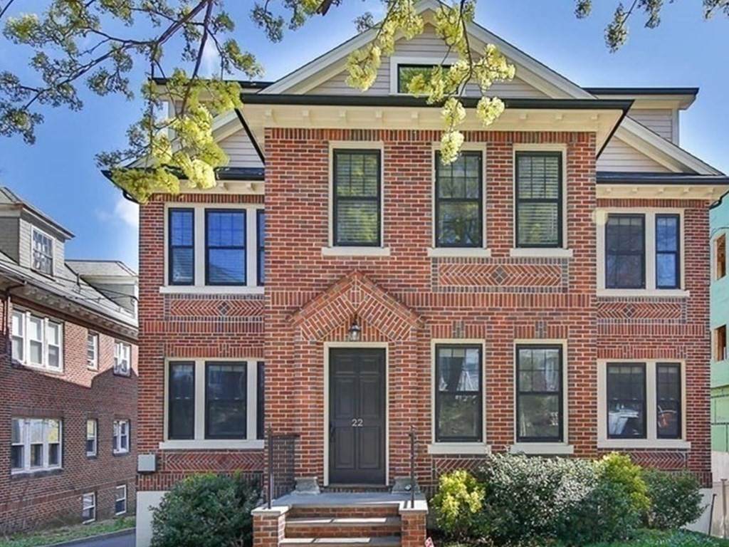 22 Colbourne Cres - Photo 1