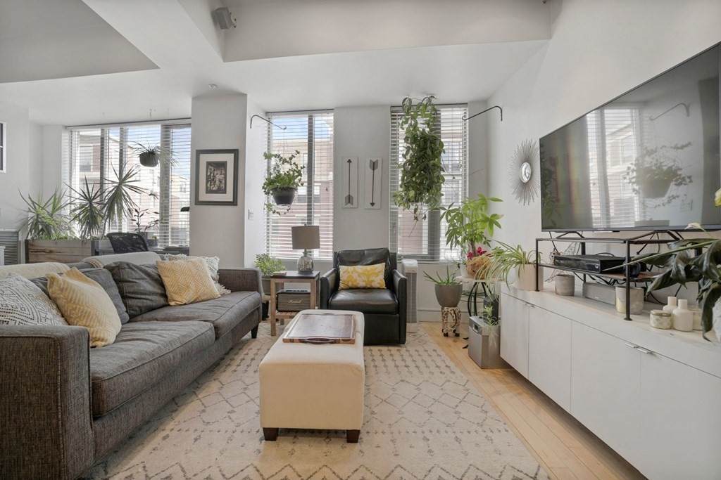1313 Washington Street - Photo 1