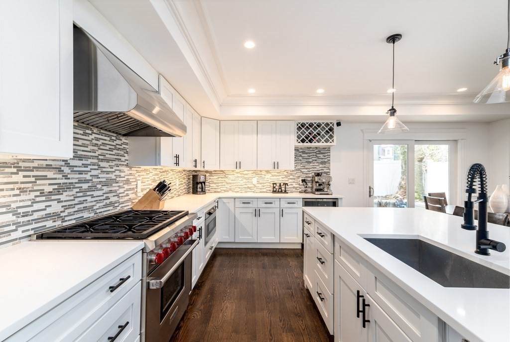192 Dorchester Street - Photo 1