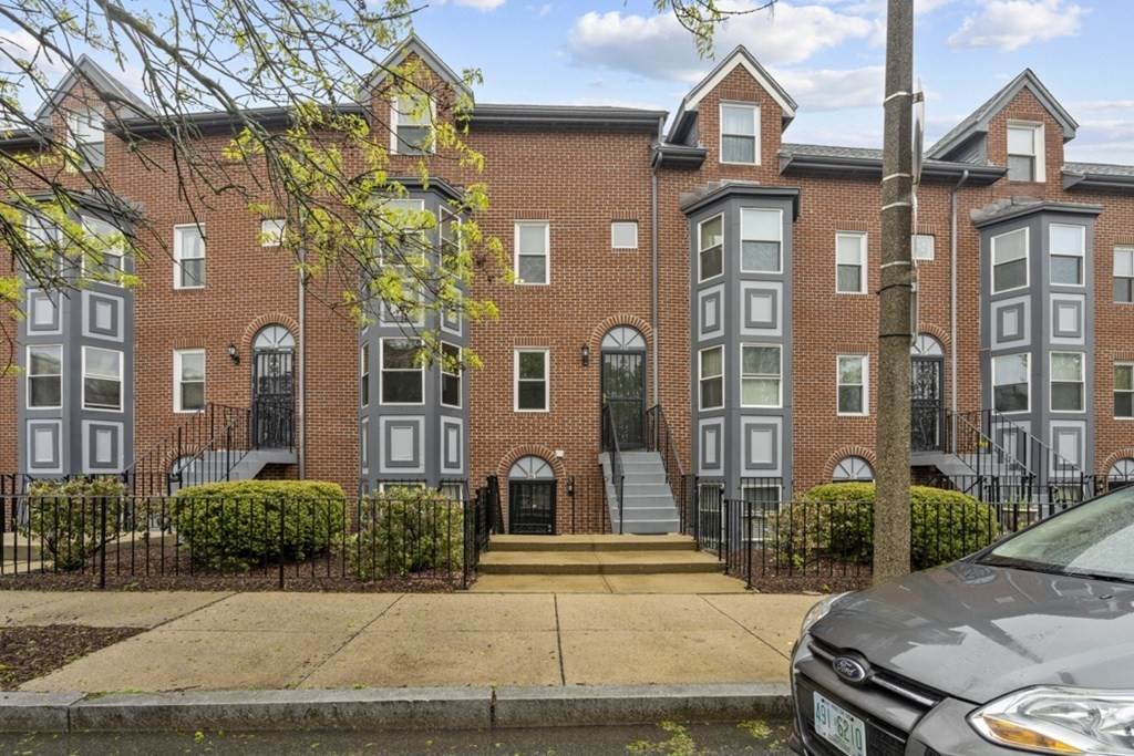 37 Circuit St - Photo 1