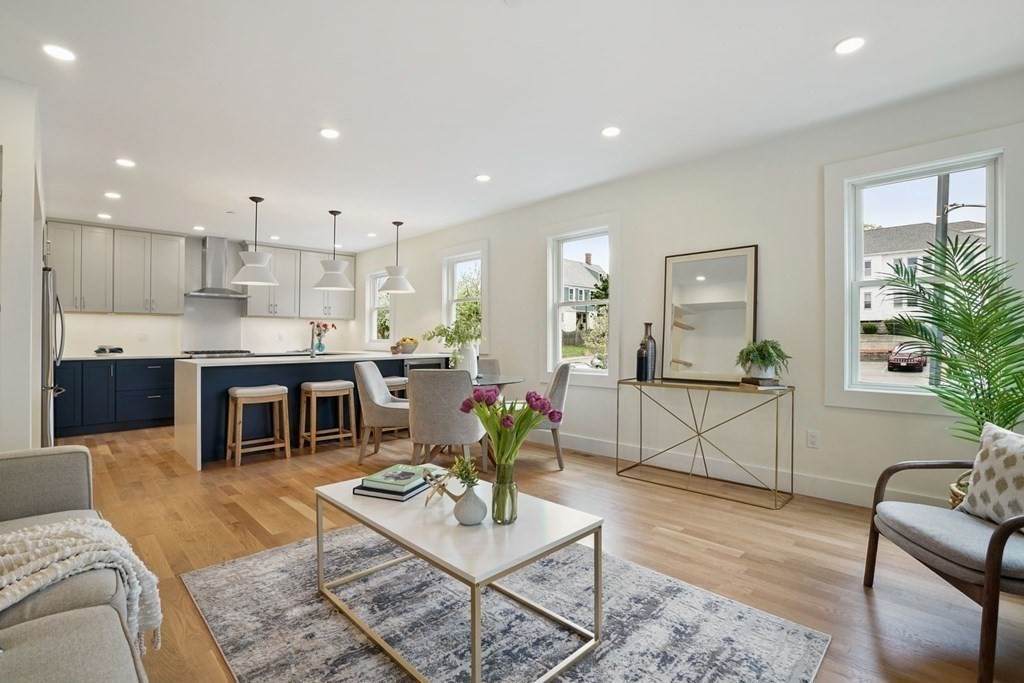 34 Heath St - Photo 1