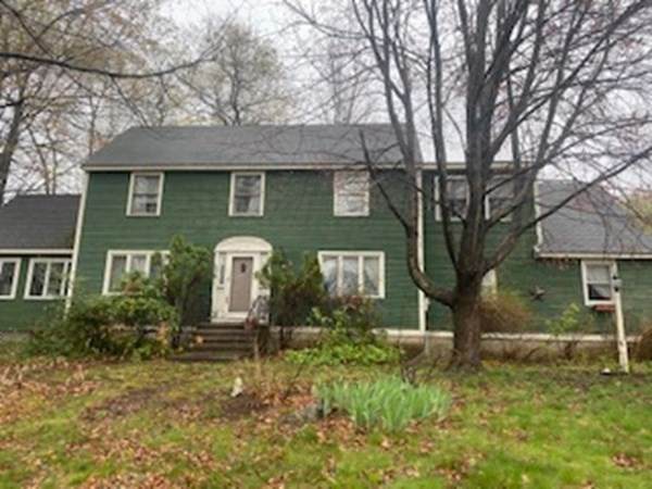 8 Hillside Ave - Photo 1