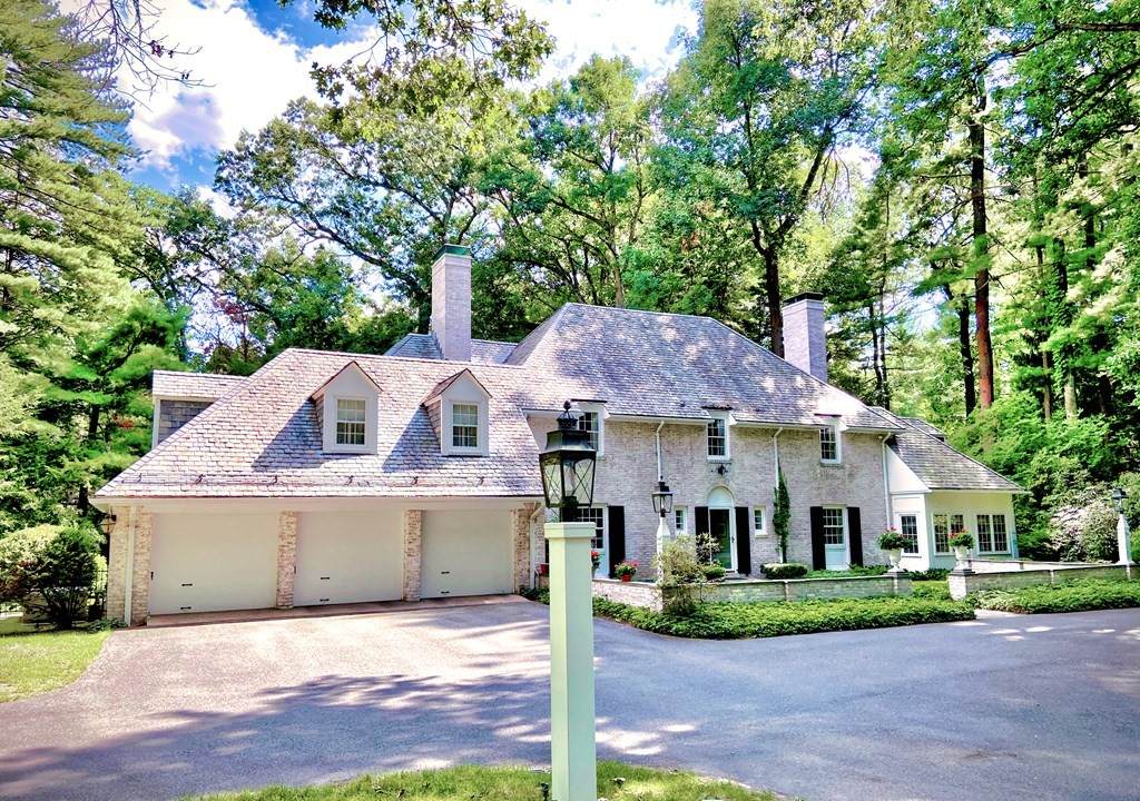 111 Woodsley - Photo 1