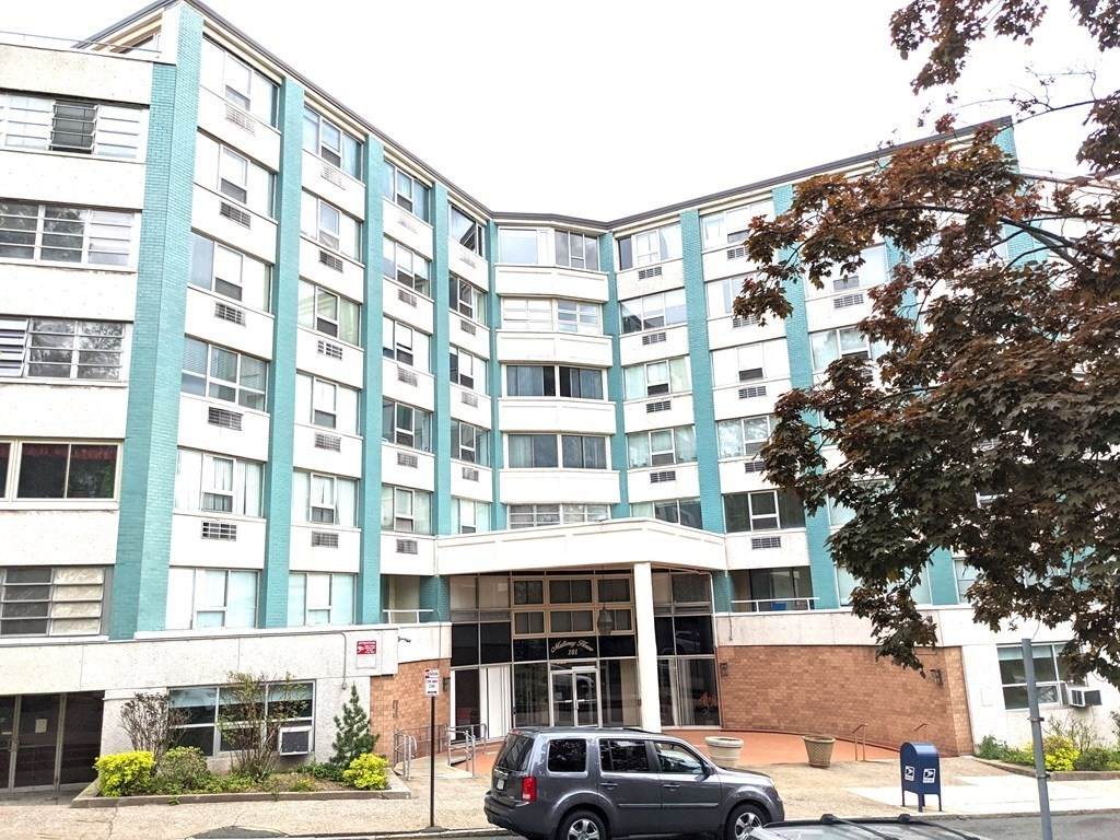 101 Mulberry St - Photo 1
