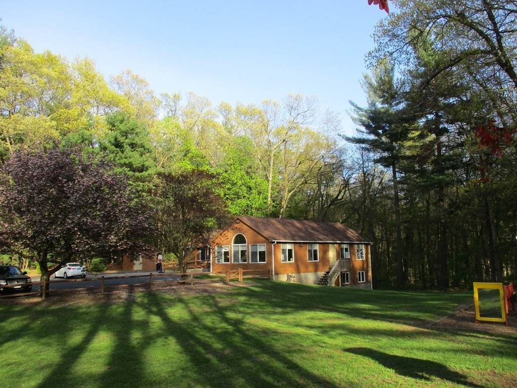 310 Maple St - Photo 1