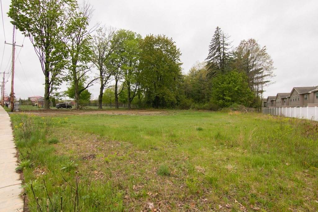 507 Center St - Photo 1