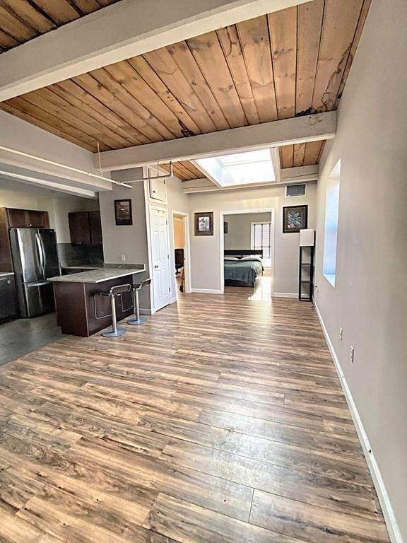 172 Middle St - Photo 1