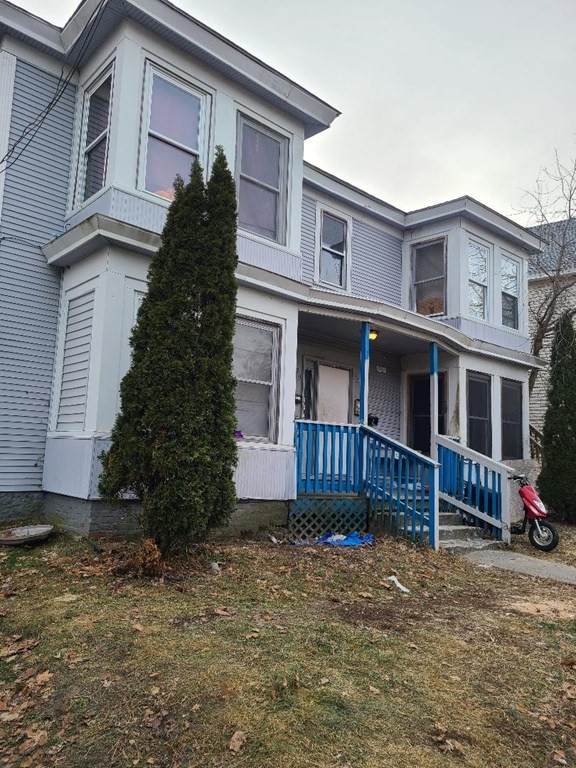 537-539 School Street - Photo 1