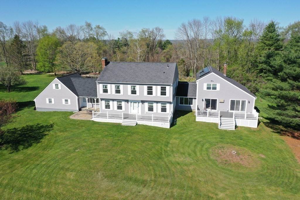 16 Windy Ridge Ln - Photo 1