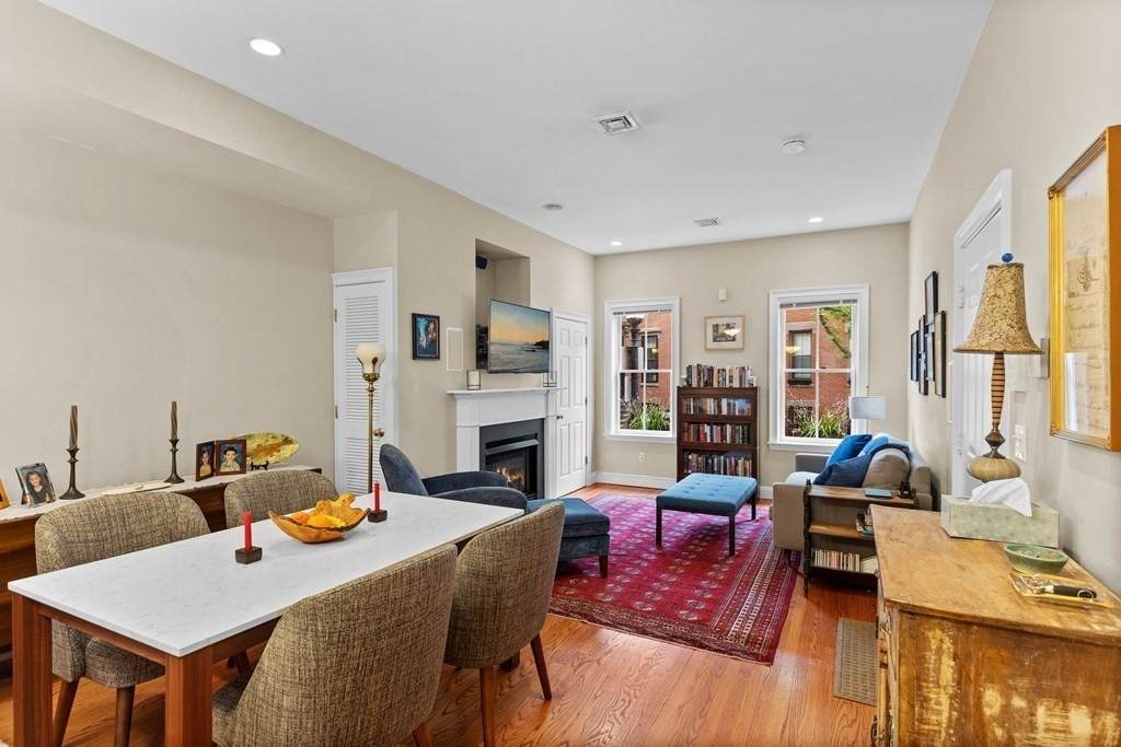22 Hanson St - Photo 1