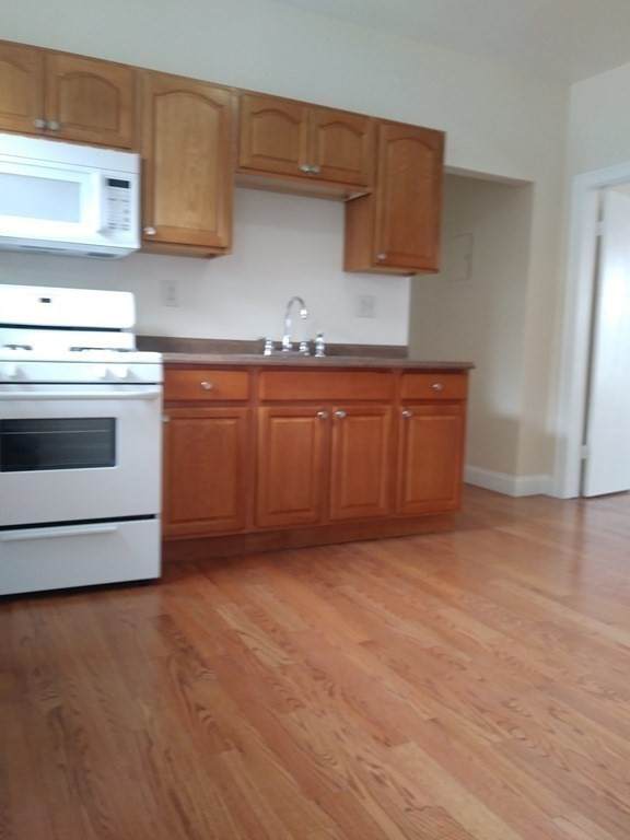 3275 Washington Street - Photo 1