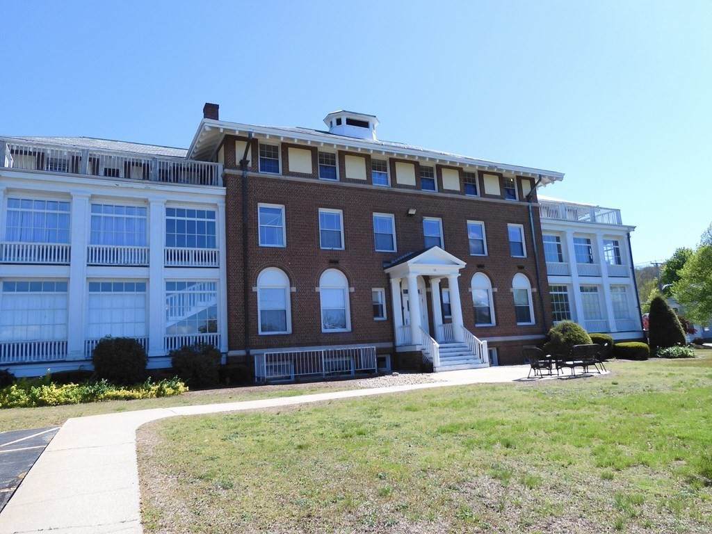 60 Buttonwoods Ave. - Photo 1