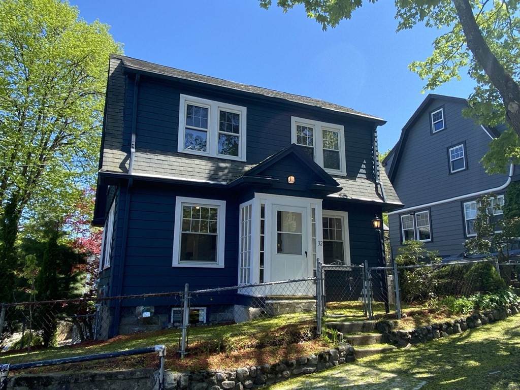 32 Sutherland Rd - Photo 1