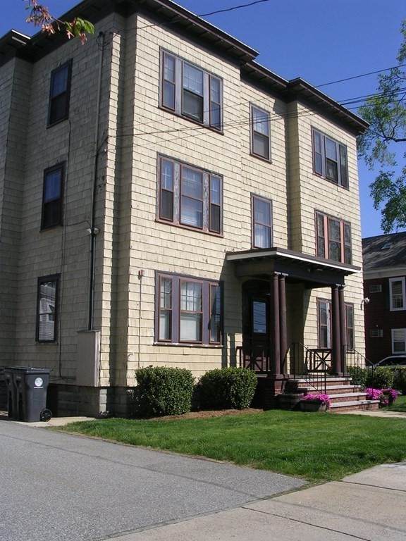 106 Kenoza Ave - Photo 1