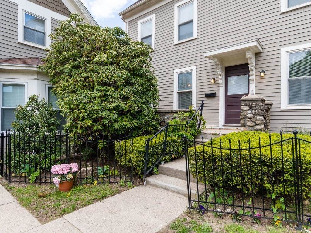 32 Main St - Photo 1