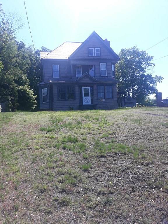 1784 Northampton - Photo 1