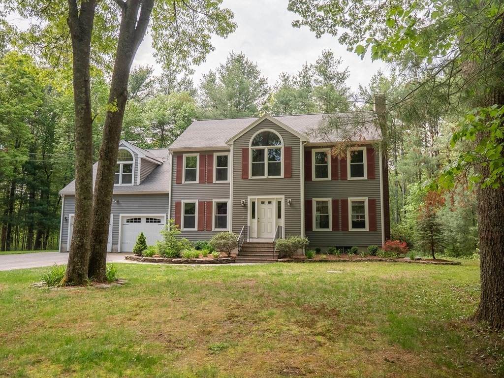 19 River St - Photo 1