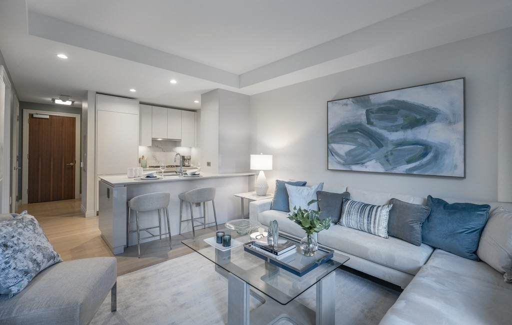 135 Seaport Boulevard - Photo 1