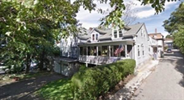 28 Chaloner - Photo 1