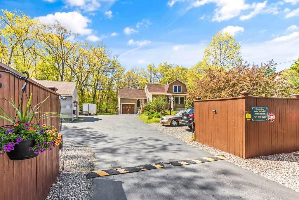 883 Salem Street - Photo 1